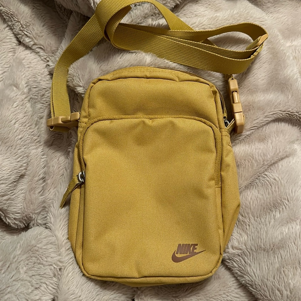 Nike Crossbody